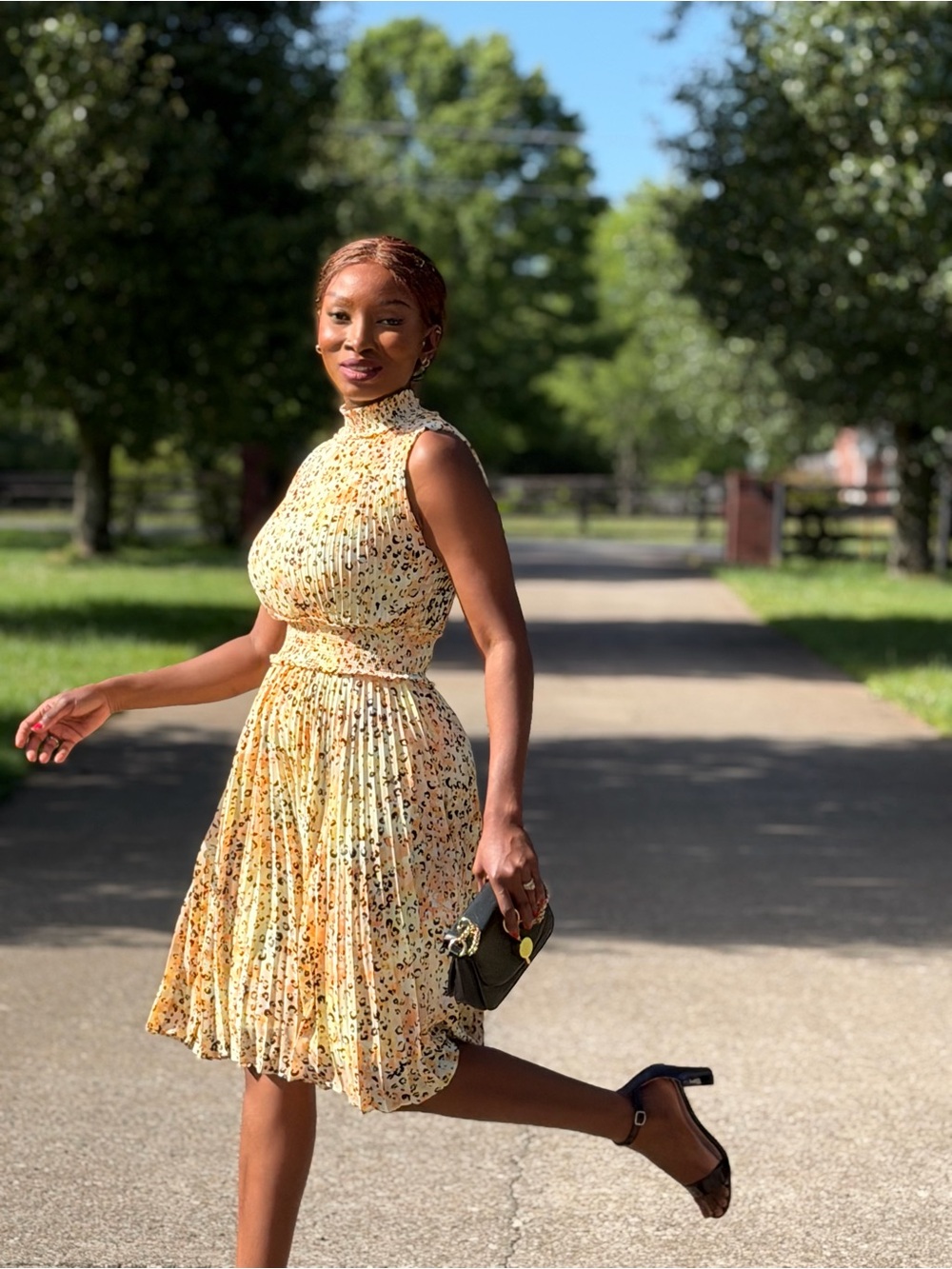 Petite sleeveless pleated midi dress